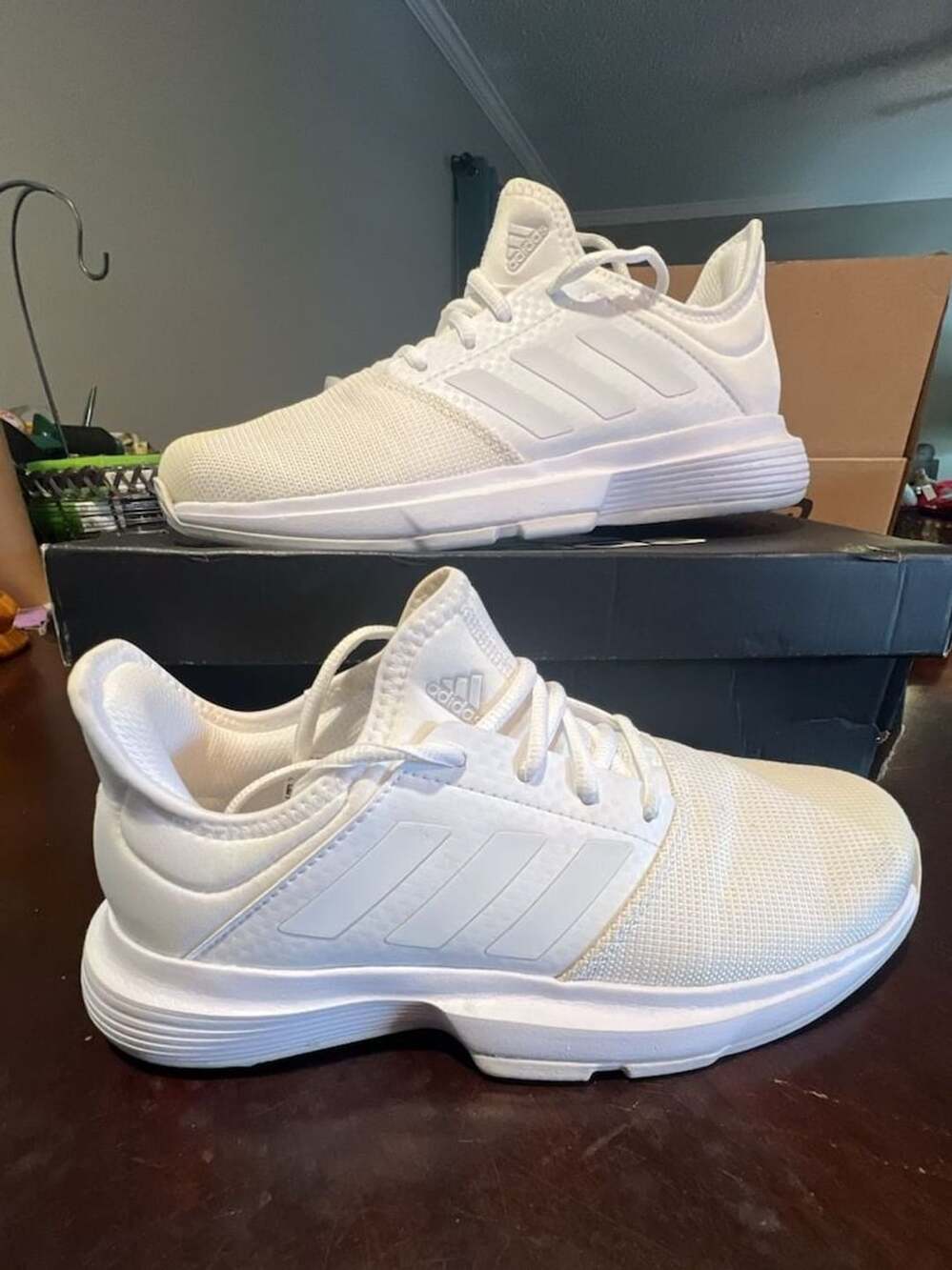 Adidas Gamecourt White Tennis Shoes Size 7.5 EG2016